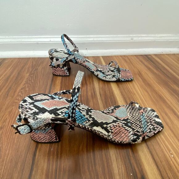 AMARO Brazil Blue Pink Snakeskin Strappy Block Heel Sandals Size 8 - Picture 4 of 9